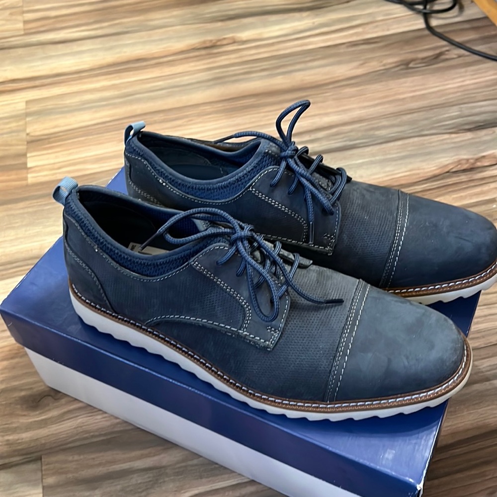 Men’s Johnston & Murphy Duncan Cap Toe Navy Nubuck Shoe Size 12M